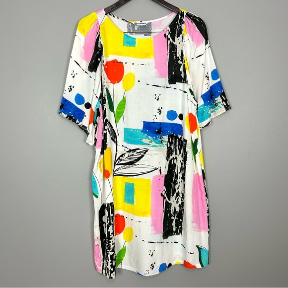 Jams World Dresses & Skirts - Jams World Hattie Shift Dress Women’s Sz M Tweet Print Colorful Abstract Hawaii